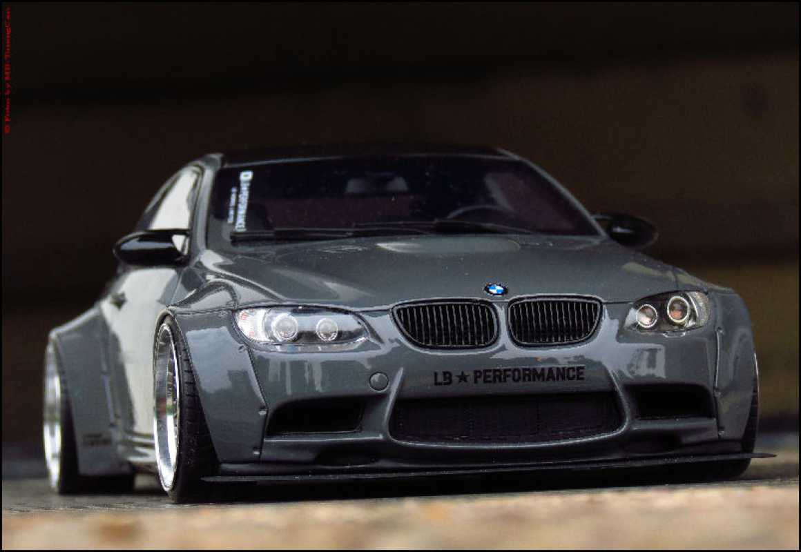 1:18 BMW E92 M3 Liberty Walk Breitbau Edition